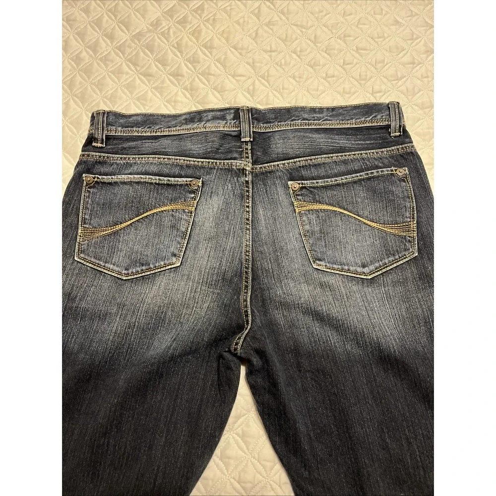 DKNY Soho Jean 36x32 Classic Heavy Denim Faded Straight Leg